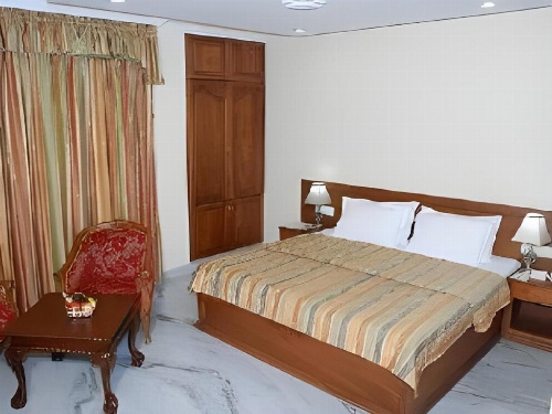 Hotel Grand Seasons image 17