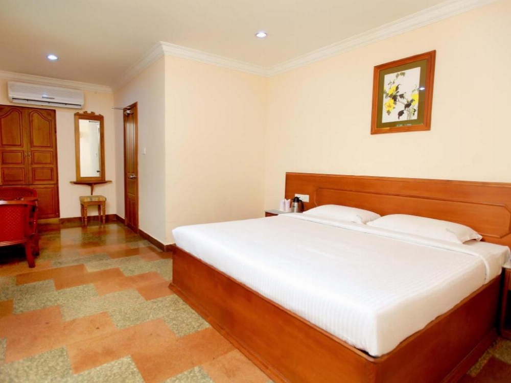 Room image 3